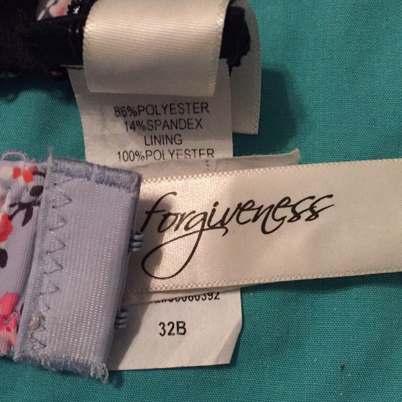 New Floral Bras w/ Lace - Black and Periwinkle - Picture 4 of 4